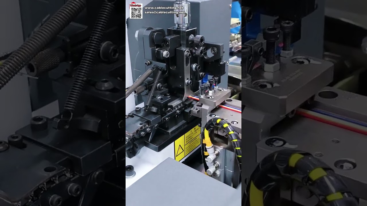Yüksek Hassasiyetli, Yüksek Hızlı, Yüksek Verimli Otomatik Terminal Sıkma Makinesi - Shorts