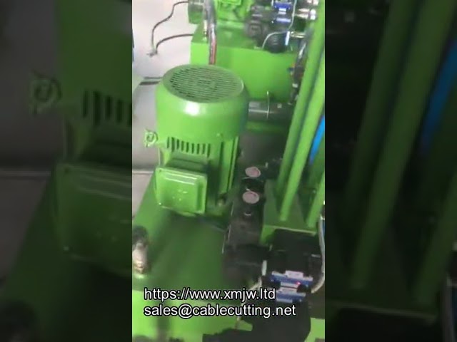 Mobil Şarj Kablosu Üretimi için Enjeksiyon Kalıplama Makinesi | Yüksek Verimli Kablo İşleme
