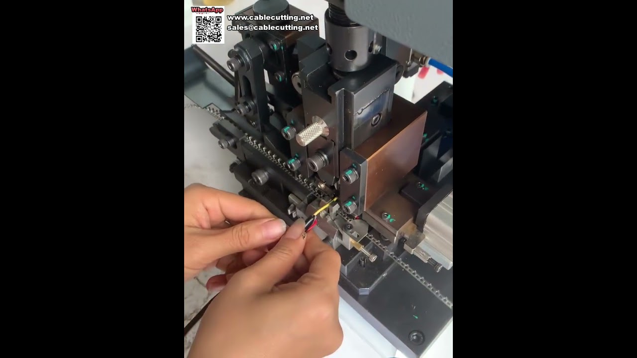 Tek Tel Sıyırma ve Kıvırma Makinesi Hızlı Besleme ve Soyma Çekirdek Kablo İşleme