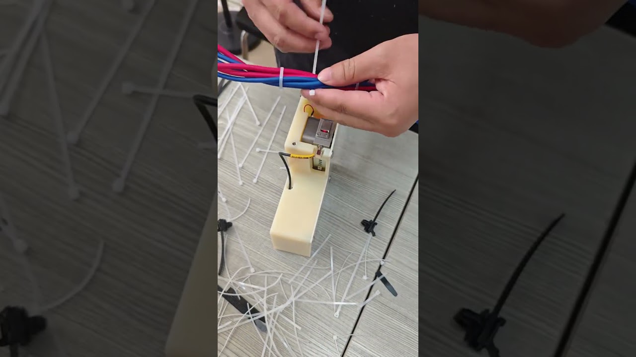 Kompakt Otomatik Kablo Bağı Aleti Tüm kablo demetleri için evrensel sıkma ve kesme hızlı