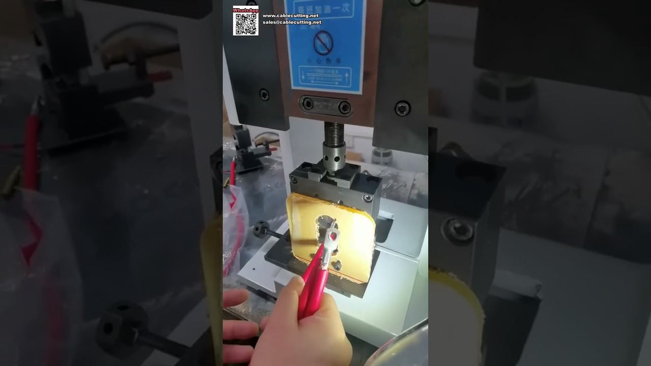 4 Ton Altıgen Kalıplı Terminal Presleme Makinesi — Ağır Bakır Pabuç Aracı
