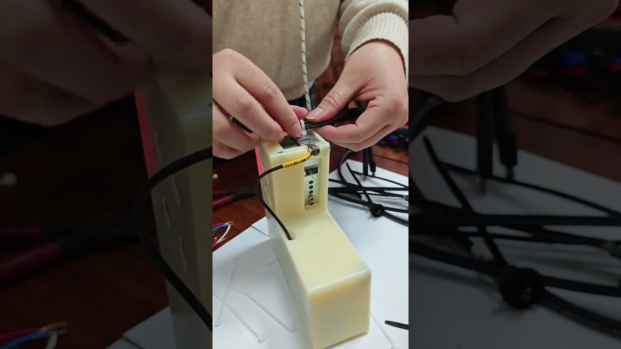 Çıkarılabilir Kapaklı Üniversal Kablo Bağı Aleti — Özel Bağları Çekip Keser