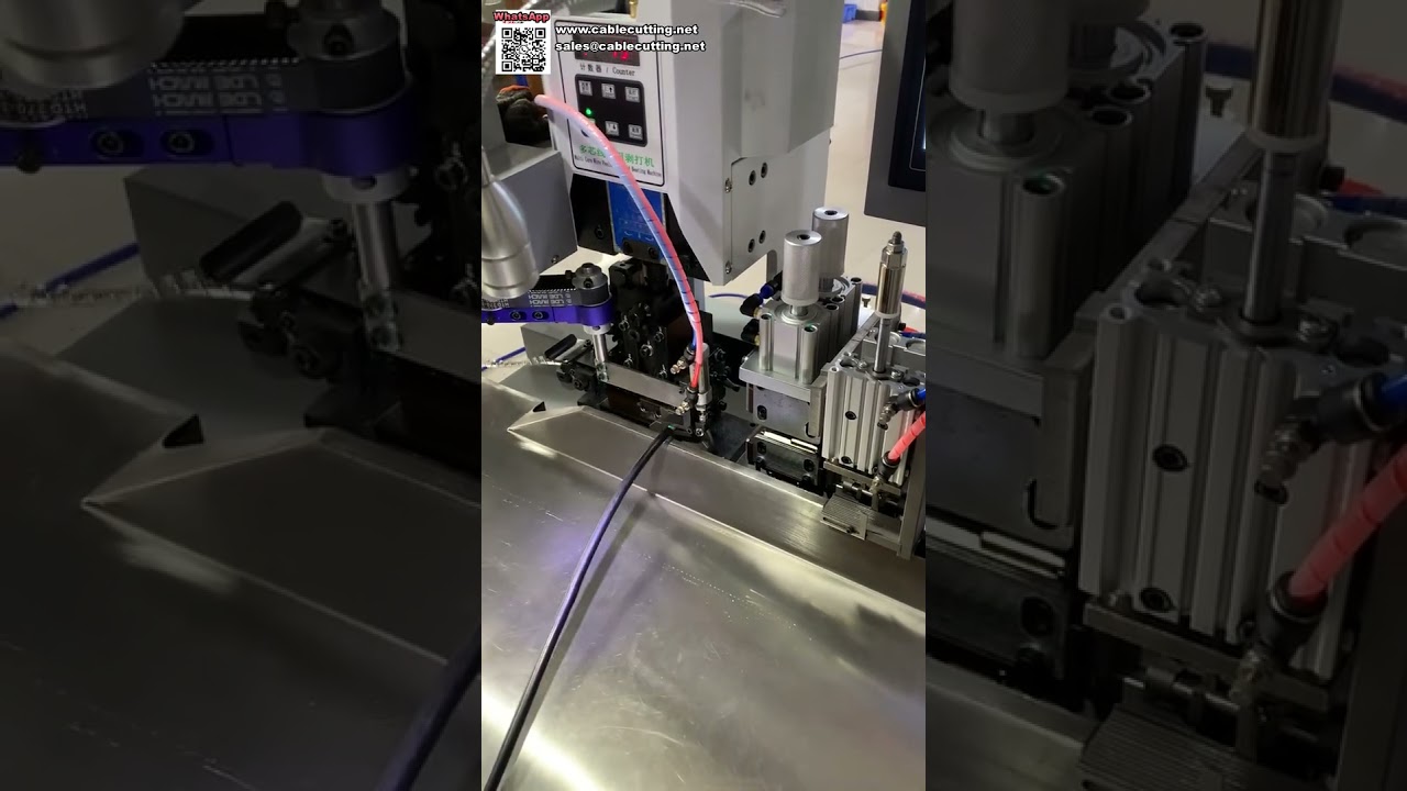 Sorunsuz Çok Çekirdekli Kablo Sıyırma ve Sıkma Makinesi Mükemmel Kablo Demeti İşleme