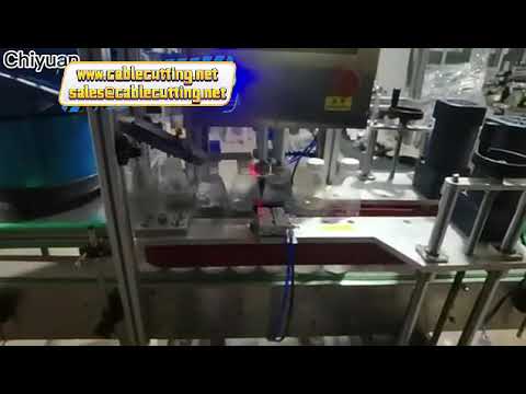 Kozmetik Cam Şişeler İçin Yüksek Hızlı Doğrusal Presleme-Kapatma Makinesi